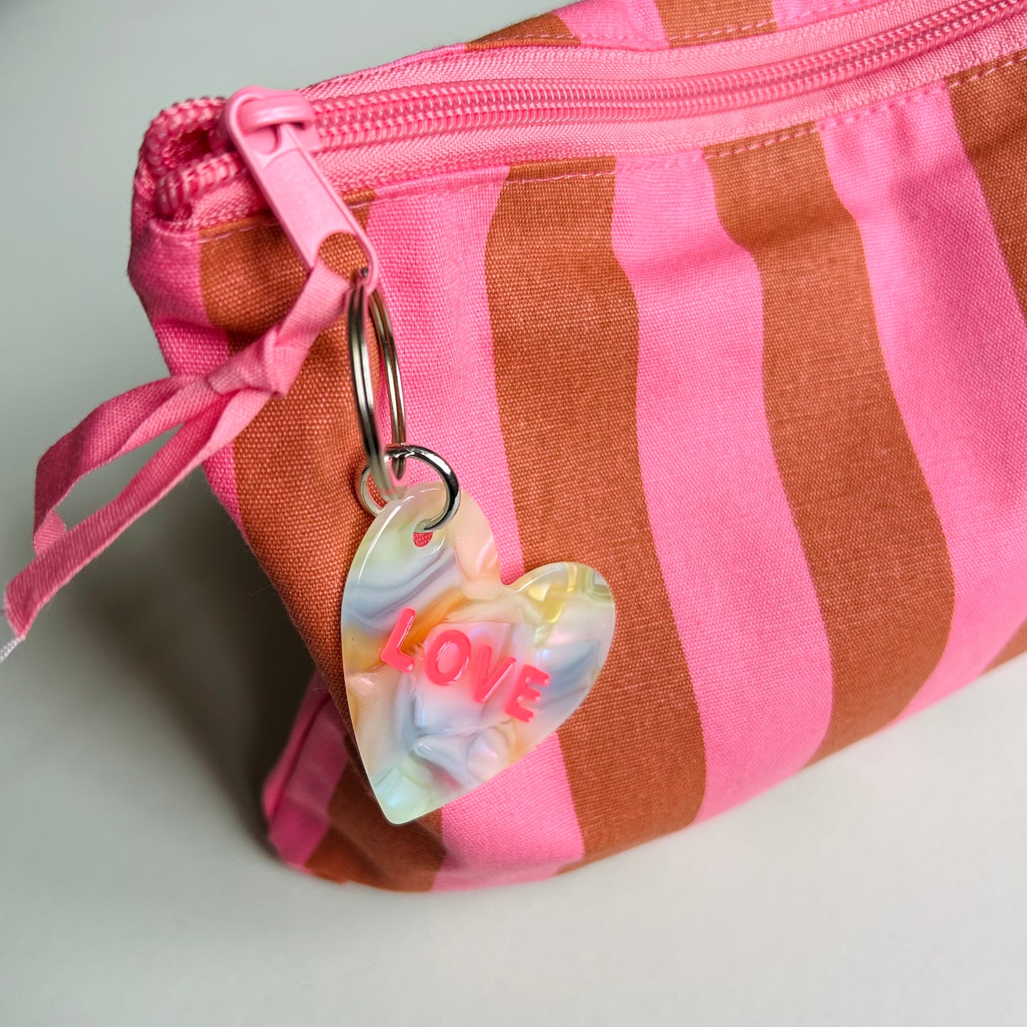 Pouch - gestreift, diverse Farben
