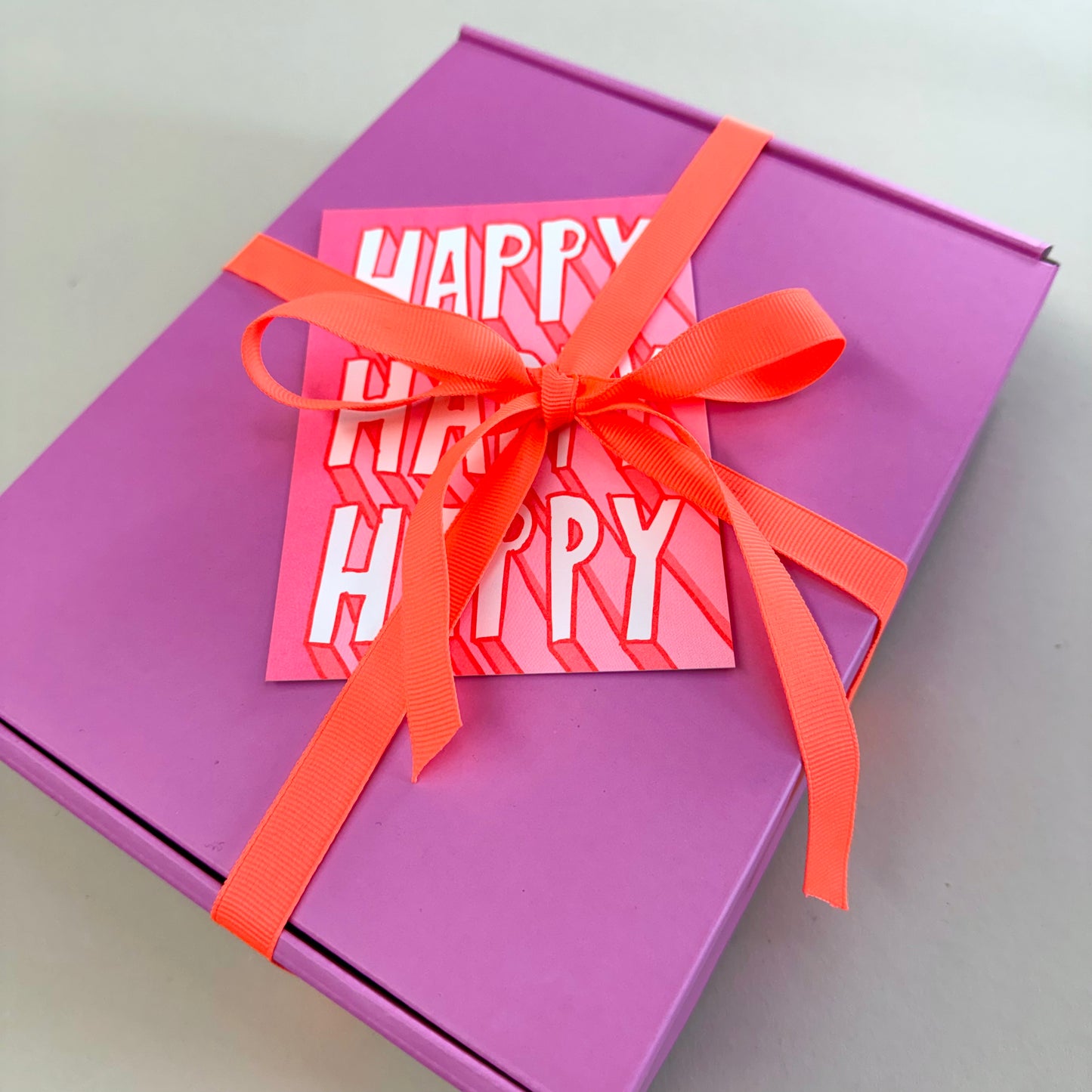 RADICAL SMILE SURPRISE Box `Spring`