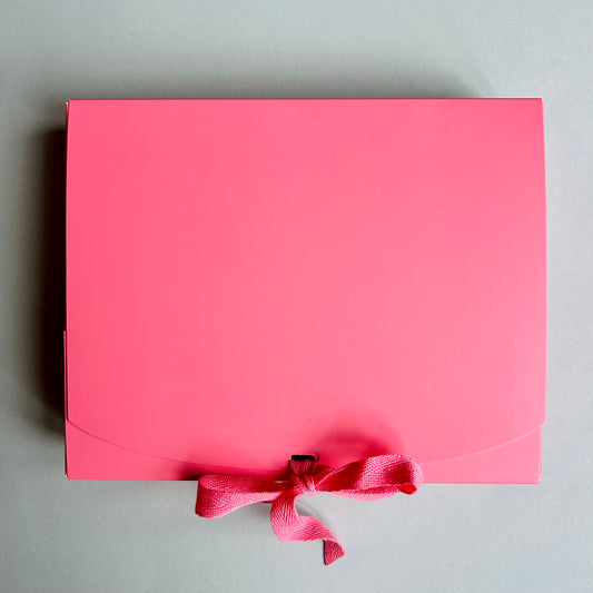 Geschenkbox mit Schleife - rosa