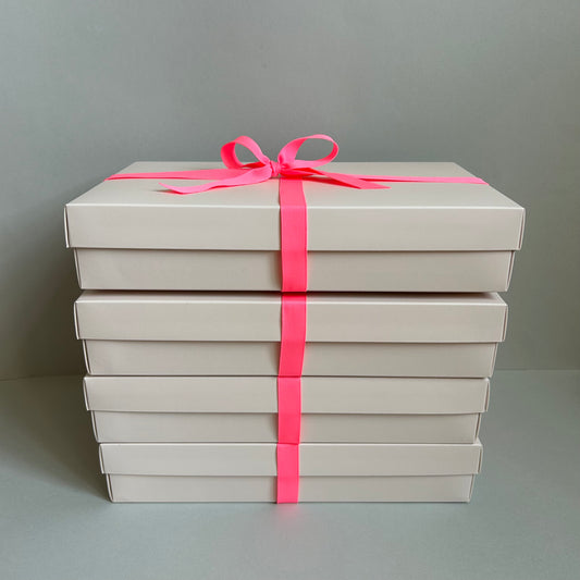 Geschenkbox mit Deckel - stabil, nude