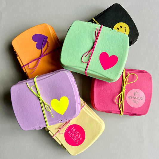 Wachteleier-Kartons, diverse Farben